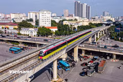 Metro Nhổn-Ga Hà Nội đã “cõng” hơn 14 triệu lượt khách sau 2 năm khai thác. (Ảnh: PV/Vietnam+)