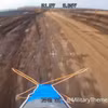 Drone Nga núp dưới đất phục kích, bất ngờ hạ xe chở lính Ukraine