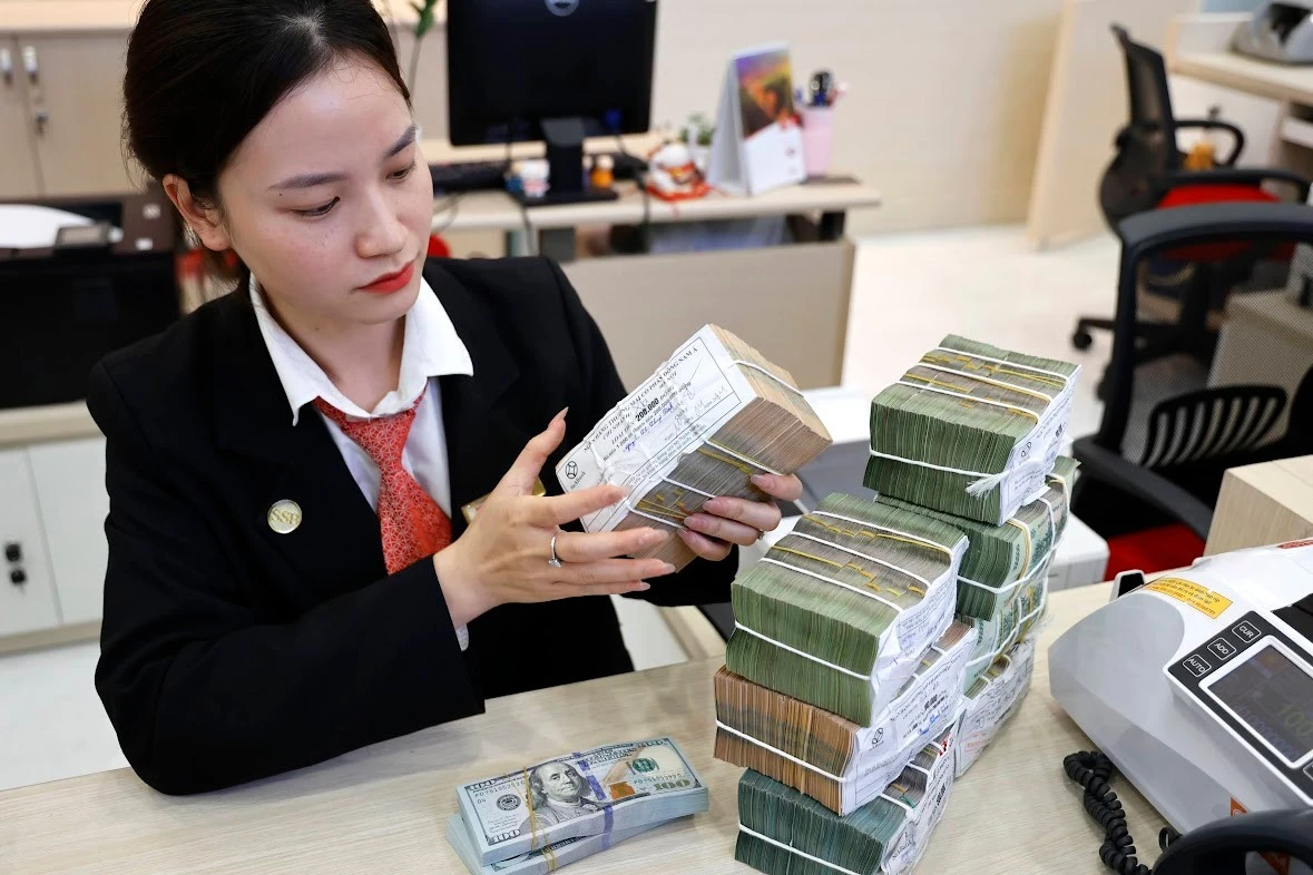 Ngân hàng Nhà nước yêu cầu giữ ổn định mặt bằng lãi suất, hỗ trợ tăng trưởng kinh tế