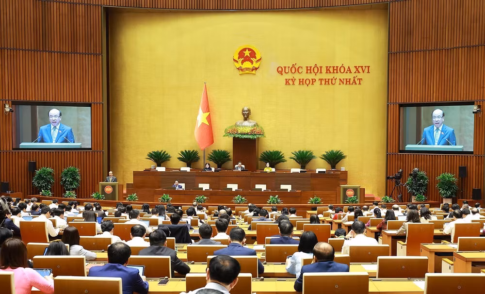 vna-potal-ky-hop-thu-nhat-quoc-hoi-khoa-xvi-quoc-hoi-ban-ve-luat-thu-do-sua-doi-8688348.jpg