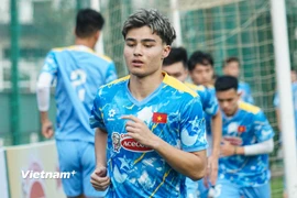 Cầu thủ Việt kiều Antonio Moric được đôn từ đội U19 để tập luyện cùng đội tuyển U23 Việt Nam. (Ảnh: Việt Anh/Vietnam+)