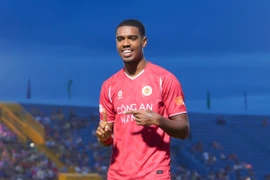 "Siêu tiền đạo" Alan tiếp tục tỏa sáng đưa Công an Hà Nội đến với chiến thắng. (Ảnh: conganhanoifc)