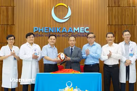 Liên đoàn Bóng đá Việt Nam công bố Bệnh viện Đại học Phenikaa trở thành thành viên của chương trình Mạng Lưới Y Học Thể Thao. (Ảnh: Việt Anh/Vietnam+)