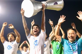 Thép Xanh Nam Định bảo vệ thành công danh hiệu vô địch V-League. (Ảnh: thepxanhnamdinh)