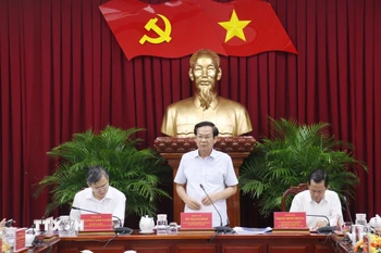 Ông Đỗ Thanh Bình, Ủy viên Trung ương Đảng, Bí thư Thành ủy Cần Thơ phát biểu. (Ảnh: Ngọc Thiện/TTXVN)