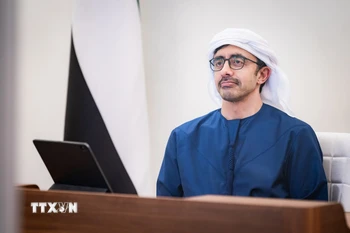 Phó Thủ tướng kiêm Ngoại trưởng UAE Sheikh Abdullah bin Zayed Al Nahyan. (Ảnh: IRNA/TTXVN)