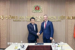 Đại tướng Lương Tam Quang, Bộ trưởng Bộ Công an tiếp Phó Thủ tướng, Bộ trưởng Bộ Kỹ thuật số Cộng hòa Ba Lan Krzysztof Gawkowski. (Nguồn: Phạm Kiên/TTXVN)