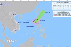 Hướng di chuyển của bão số 4 lúc 4 giờ ngày 24/7. (Ảnh: TTXVN phát)