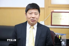 Giáo sư Hứa Lợi Bình, Giám đốc Trung tâm nghiên cứu Đông Nam Á thuộc Viện nghiên cứu chiến lược toàn cầu và châu Á-Thái Bình Dương (CASS), Viện Khoa học xã hội Trung Quốc. (Ảnh: Quang Hưng/TTXVN)