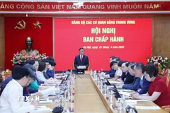 Đồng chí Trần Cẩm Tú, Uỷ viên Bộ Chính trị, Thường trực Ban Bí thư, Bí thư Đảng uỷ các cơ quan Đảng Trung ương chủ trì hội nghị. Ảnh: Phương Hoa - TTXVN