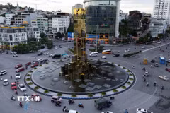 Quảng Ninh xác định quyết tâm hoàn thành mục tiêu tăng trưởng tổng sản phẩm trên địa bàn (GRDP) quý 3 đạt 15,41% theo kịch bản điều chỉnh. (Ảnh: Đức Hiếu/TTXVN)