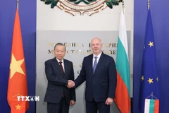 Tổng Bí thư Tô Lâm hội kiến Thủ tướng Bulgaria Rosen Zhelyazkov. (Ảnh: Thống Nhất/TTXVN)