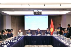 Tổng Bí thư Tô Lâm gặp mặt thành viên Mạng lưới Đổi mới sáng tạo Việt Nam và chuyên gia người Việt Nam tại Hàn Quốc. (Ảnh: Thống Nhất/TTXVN)