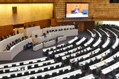 Thủ tướng Thái Lan Anutin Charnvirakul phát biểu trước Quốc hội ở Bangkok ngày 29/9/2025. (Nguồn: THX/TTXVN)