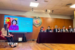 Đại sứ Việt Nam tại Argentina Ngô Minh Nguyệt phát biểu tai Hội thảo ASEAN tại Buenos Aires. (Ảnh: Diệu Hương/TTXVN)