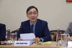Đại biện lâm thời Đại sứ quán Việt Nam tại Ấn Độ, ông Trần Thanh Tùng phát biểu tại phiên khai mạc đối thoại. (Ảnh: Ngọc Thúy/TTXVN)