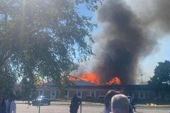 Đối tượng phóng hỏa đốt nhà thờ. (Nguồn: Yahoo News)