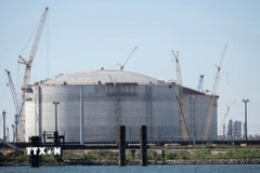 Nhà máy khí đốt tự nhiên hóa lỏng (LNG). (Ảnh: AFP/TTXVN)