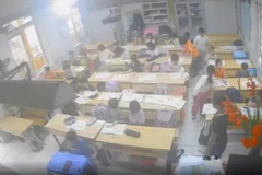 Vụ 'học sinh liếm đất' ở Phú Thọ: Chấn chỉnh đạo đức nhà giáo