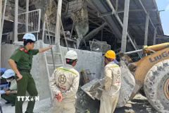 Hiện trường vụ tai nạn lao động tại Công ty cổ phần Prime Hào Phú, thôn Thắng Lợi, xã Trường Sinh (Tuyên Quang). (Ảnh: TTXVN phát)