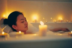 Các chuyên gia đã chia sẻ những thói quen buổi tối mang lại tác động tích cực nhất cho tinh thần vào ngày hôm sau. (Nguồn: Getty Images)