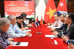 Quang cảnh buổi làm việc. (Ảnh: Việt Hùng/TTXVN)