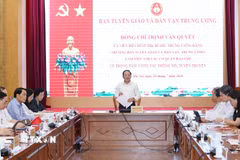 Chiều 30/7/2026, tại Hà Nội, đồng chí Trịnh Văn Quyết, Ủy viên Bộ Chính trị, Bí thư Trung ương Đảng, Trưởng Ban Tuyên giáo và Dân vận Trung ương làm việc với các cơ quan báo chí để triển khai một số nhiệm vụ trọng tâm trong công tác thông tin, tuyên truyền thời gian tới. (Ảnh: Phương Hoa/TTXVN)