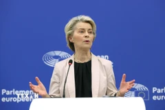 Chủ tịch Ủy ban châu Âu Ursula von der Leyen phát biểu tại Strasbourg, Pháp. (Ảnh: THX/TTXVN)