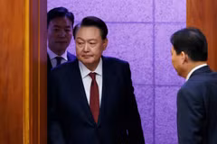 Tổng thống Hàn Quốc Yoon Suk Yeol tại Tòa án Hiến pháp ở Seoul ngày 23/1/2025. (Nguồn: THX/TTXVN)