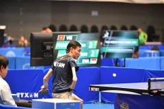 Vận động viên Phạm Thế Tiến giành chiến thắng 3-1 trước đối thủ Indonesia ở bán kết bóng bàn đơn nam để vào tranh chung kết ngày 23/1. (Nguồn: TTXVN phát)