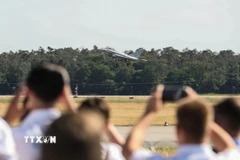 Máy bay chiến đấu Eurofighter Typhoon được giới thiệu tại triển lãm hàng không ILA Berlin, ở Schoenefeld, Đức, ngày 22/6/2022. (Ảnh: THX/TTXVN)
