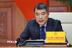 Thủ tướng Lê Minh Hưng phát biểu tại Hội nghị Thượng đỉnh trực tuyến Cộng đồng phát thải ròng bằng 0 châu Á (AZEC) mở rộng. (Ảnh: Dương Giang/TTXVN)