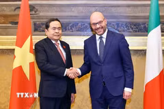 Chủ tịch Quốc hội Trần Thanh Mẫn hội đàm với Chủ tịch Hạ viện Italy