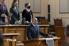 Tổng thống Bulgaria Rumen Radev phát biểu trước Quốc hội tại Sofia. (Nguồn: THX/TTXVN)
