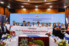 Quang cảnh buổi làm việc. (Ảnh: Ánh Tuyết/TTXVN)