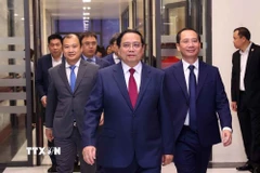 Sáng 28/2/2026, tại Hà Nội, Thủ tướng Chính phủ Phạm Minh Chính thăm và làm việc với Học viện Hành chính và Quản trị công thuộc Học viện Chính trị quốc gia Hồ Chí Minh. (Ảnh: Văn Điệp/TTXVN)