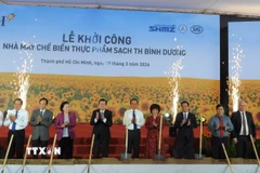 Lễ khởi công dự án Nhà máy chế biến thực phẩm sạch TH. (Ảnh: Huyền Trang/TTXVN)