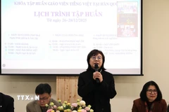 Phó Tỉnh trưởng tỉnh Bắc Gyeongsang Yang Geum-hee phát biểu tại lễ khai mạc khóa tập huấn ngày 26/12/2025. (Ảnh: Khánh Vân/TTXVN)