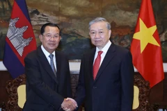 Chiều 29/4, tại Thành phố Hồ Chí Minh, Tổng Bí thư Tô Lâm hội kiến Chủ tịch Đảng Nhân dân Campuchia Hun Sen nhân dịp sang Việt Nam dự Lễ kỷ niệm 50 năm Ngày Giải phóng miền Nam, thống nhất đất nước (30/4/1975-30/4/2025). (Ảnh: Thống Nhất/TTXVN)