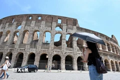 Đấu trường Colosseum tại Rome, Italy. (Nguồn: THX/TTXVN)