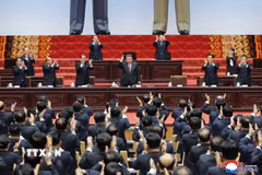 Nhà lãnh đạo Triều Tiên Kim Jong Un (thứ 4, trái) tại kỳ họp thứ nhất của Quốc hội tại Bình Nhưỡng, ngày 22/3/2026. (Nguồn: Yonhap/TTXVN)
