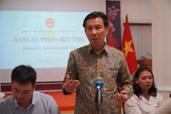 Đại sứ đặc mệnh toàn quyền Việt Nam tại Indonesia Tạ Văn Thông phát biểu tại sự kiện. (Ảnh: Đào Trang/TTXVN)