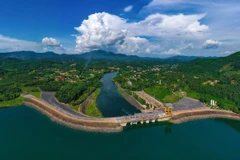 Hồ Thác Bà. (Ảnh: TTXVN phát)
