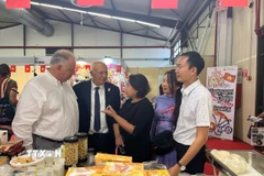 Kết nối doanh nghiệp Việt Nam với các đối tác Hy Lạp tại Triển lãm. (Nguồn: Đại sứ quán cung cấp/TTXVN phát)