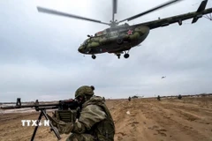 Binh sỹ Nga tham gia cuộc tập trận chung giữa lực lượng vũ trang Nga và Belarus ở gần thành phố Baranovichi (Belarus) ngày 19/2/2022. (Nguồn: AFP/TTXVN)