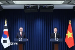 Sáng 11/8/2025, tại Phủ Tổng thống Hàn Quốc Yongsan ở Thủ đô Seoul, Tổng Bí thư Tô Lâm và Tổng thống Hàn Quốc Lee Jae Myung gặp gỡ báo chí, thông báo kết quả hội đàm giữa hai nước. (Ảnh: Thống Nhất/TTXVN)