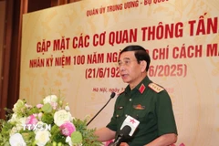 Đại tướng Phan Văn Giang, Ủy viên Bộ Chính trị, Phó Bí thư Quân ủy Trung ương, Bộ trưởng Bộ Quốc phòng phát biểu. (Ảnh: Trọng Đức/TTXVN)