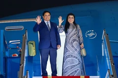Thủ tướng Phạm Minh Chính và Phu nhân rời Hà Nội sang tham dự Hội nghị Đại dương Liên hợp quốc lần thứ 3 tại Pháp và thăm chính thức Estonia, Thụy Điển. (Ảnh: Dương Giang/TTXVN)