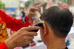 Làng Kim Liên với nghề truyền thống cắt tóc hằng trăm năm. (Ảnh: Lê Quỳnh Anh)