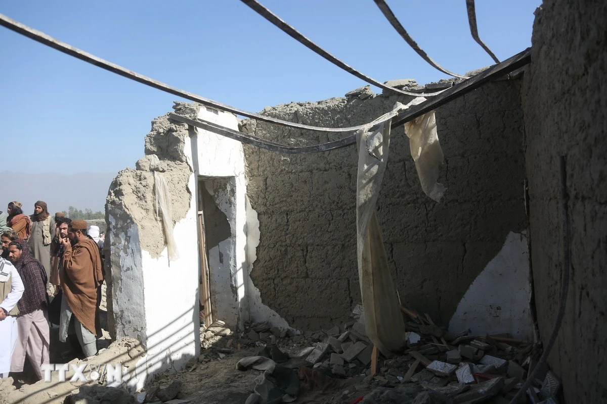 Pakistan tiến hành không kích thủ đô Kabul của Afghanistan
